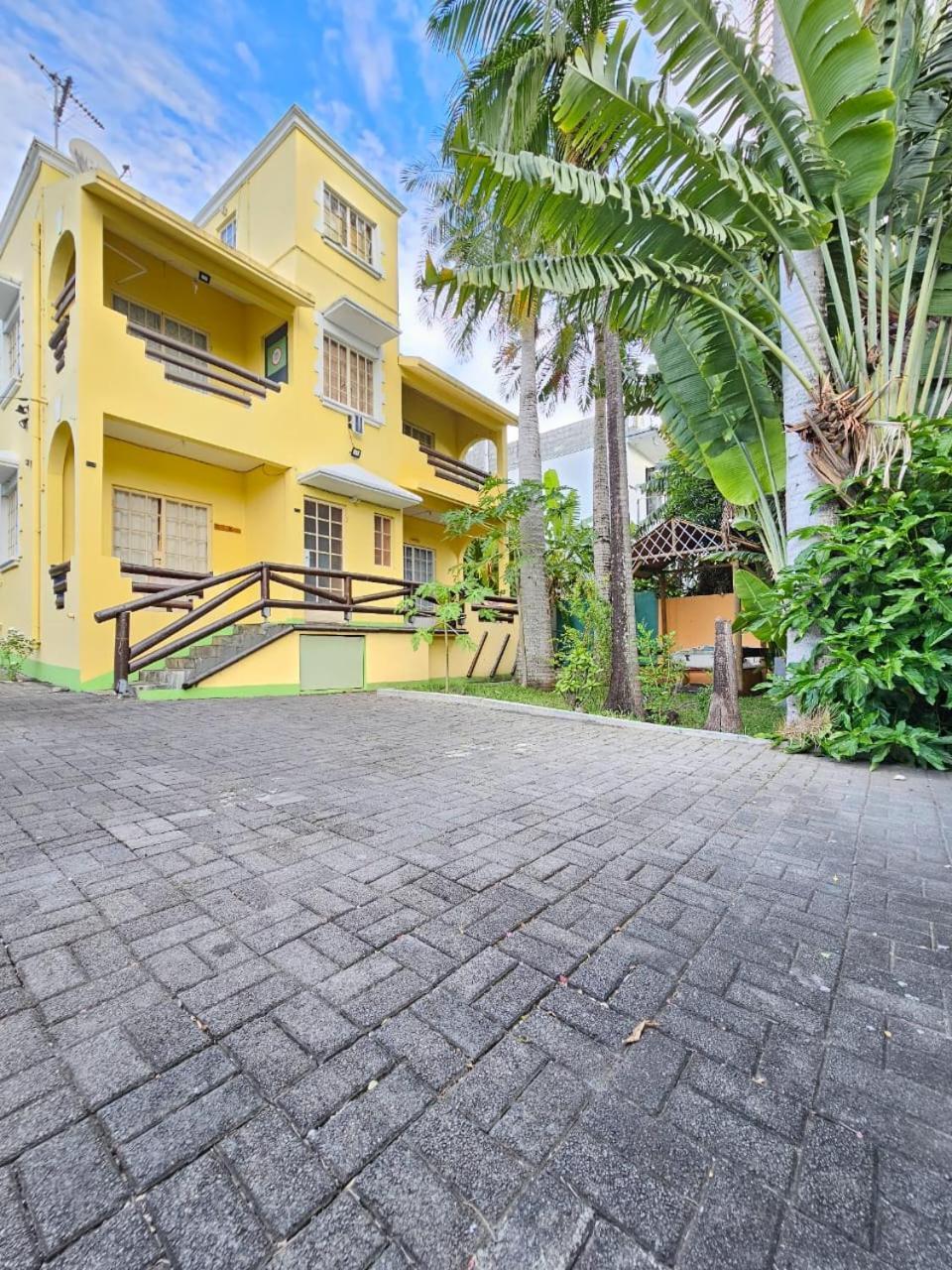 Tropical Apartment ラ・ガウレット エクステリア 写真